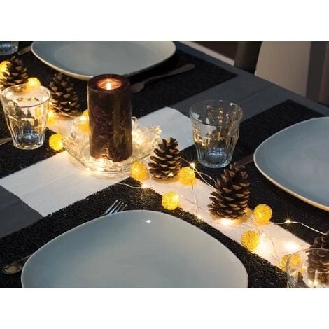 MICROLIGHT LED - METALBRAID - 10 M - 90 WARM WHITE LAMPS - TRANSPARENT WIRE - 3.6 V VELLEMAN 5420046524103 3 MICROLIGHT LED - METALBRAID - 10 M - 90 WARM WHITE LAMPS - TRANSPARENT WIRE - 3.6 V VELLEMAN 5420046524103